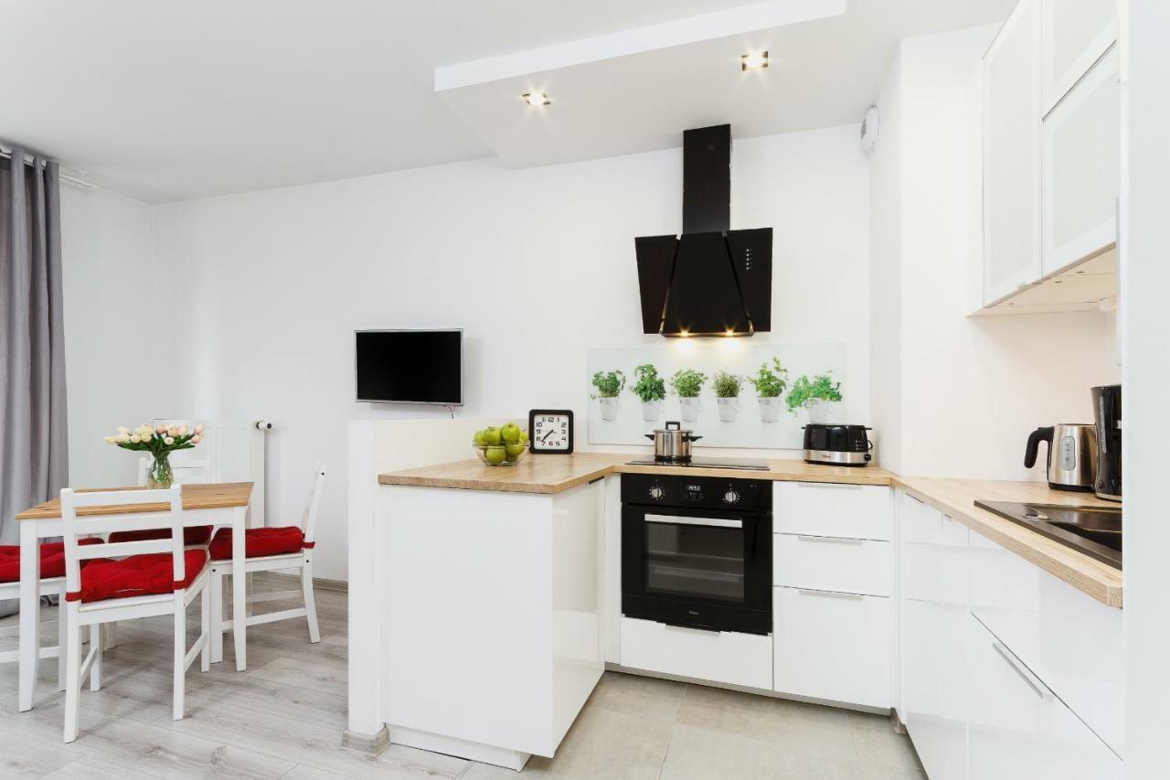 Apartments Claro II By Noclegi Renters Krakow Luaran gambar