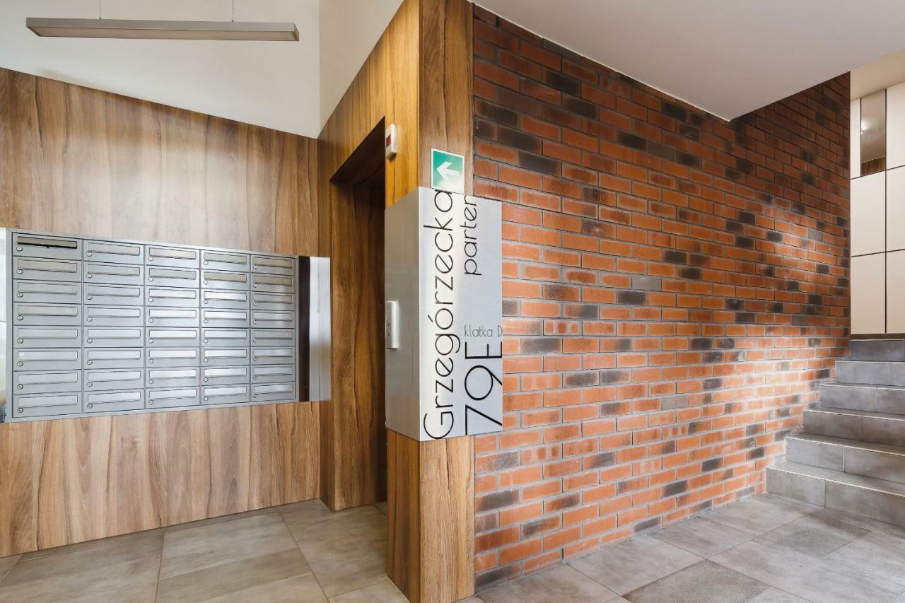 Apartments Claro II By Noclegi Renters Krakow Luaran gambar